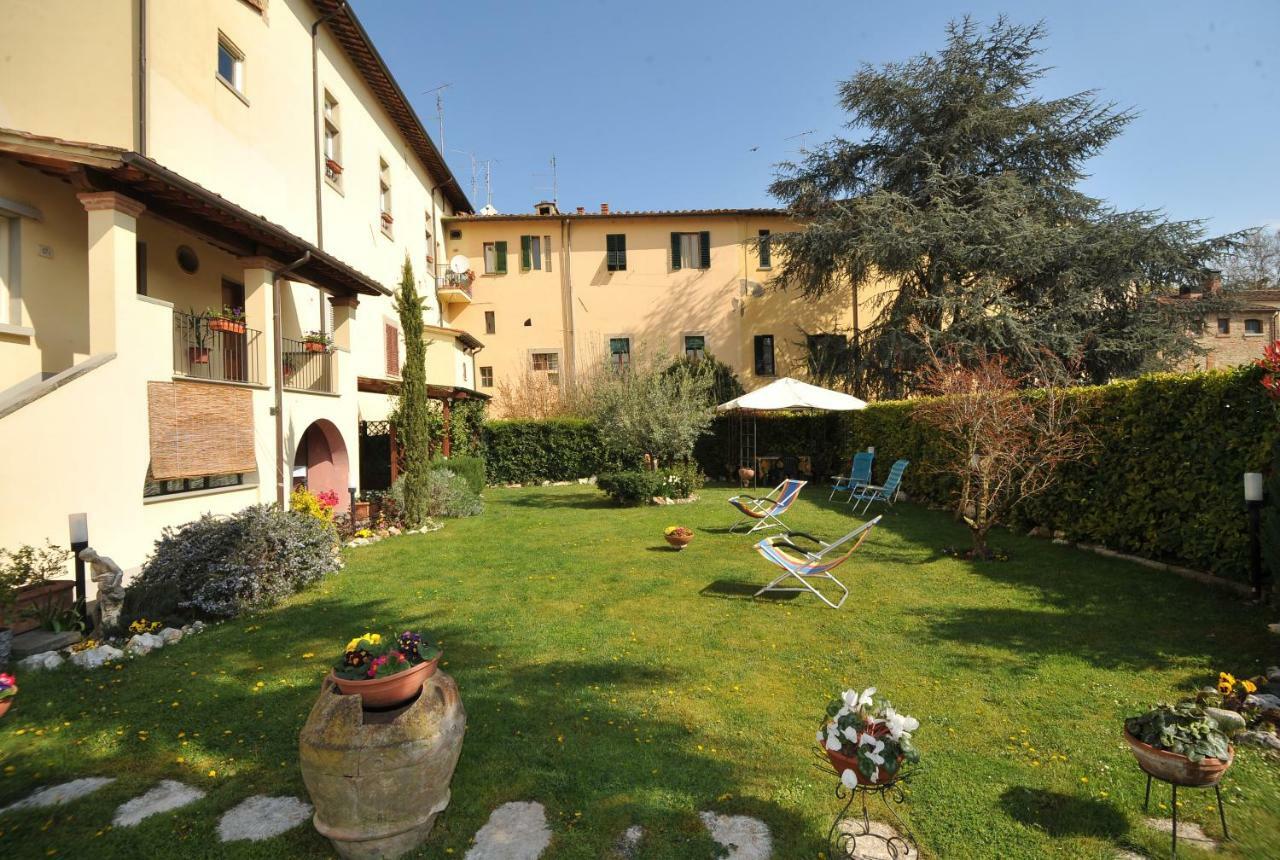 Residence Le Gagli Arde Arezzo Exterior foto
